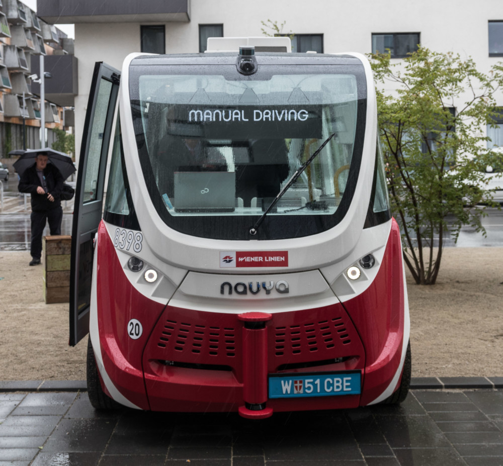 siemens-autonomiczny-autobus-austria-seestadt-aspern-1 