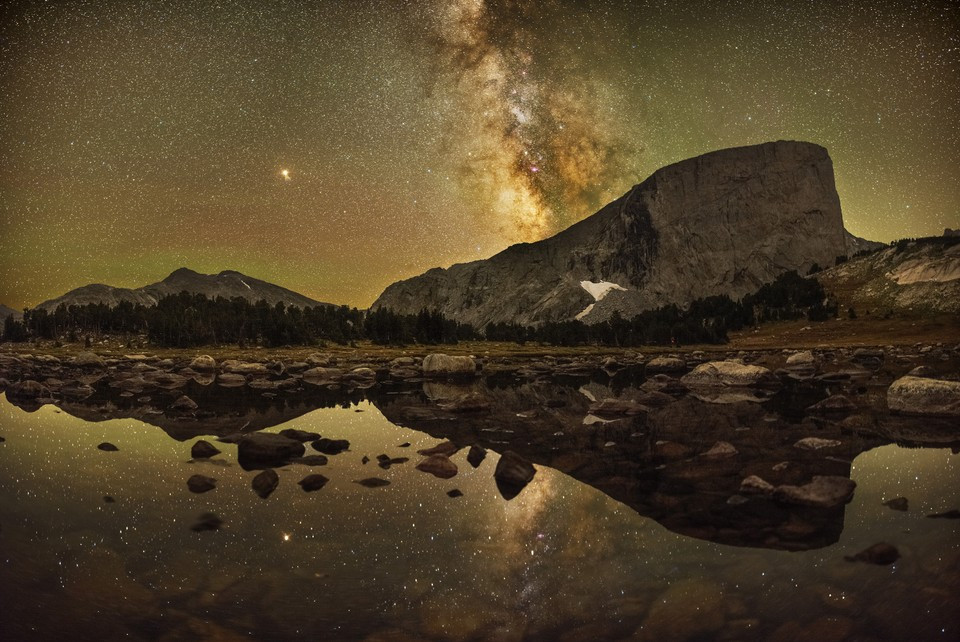 Fot. Marc Toso, &quot;Reflections of Mount Hooker&quot; class="wp-image-958682" 
