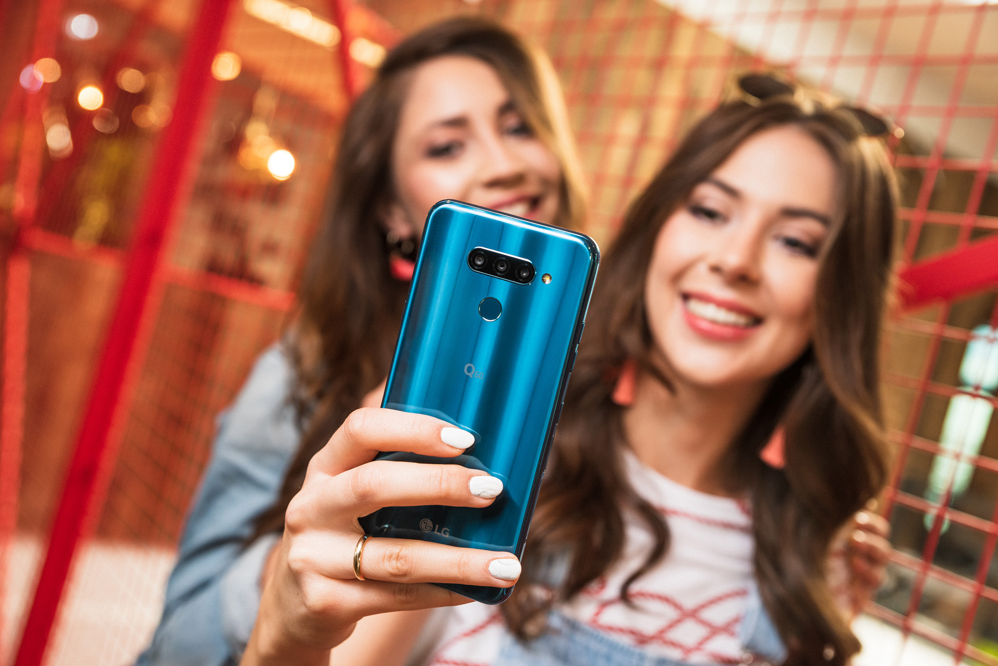 LG Q60 z atrakcyjnym bonusem - głośnik LG XBoom za darmo