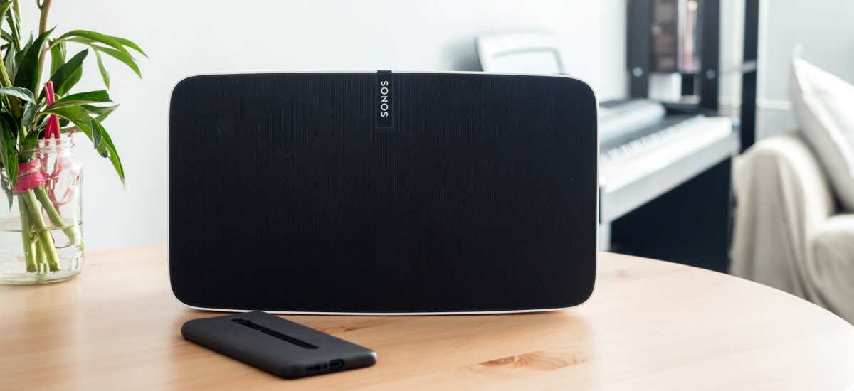 Sonos Play:5 - czy warto wydać 2500 zł na jeden głośnik?