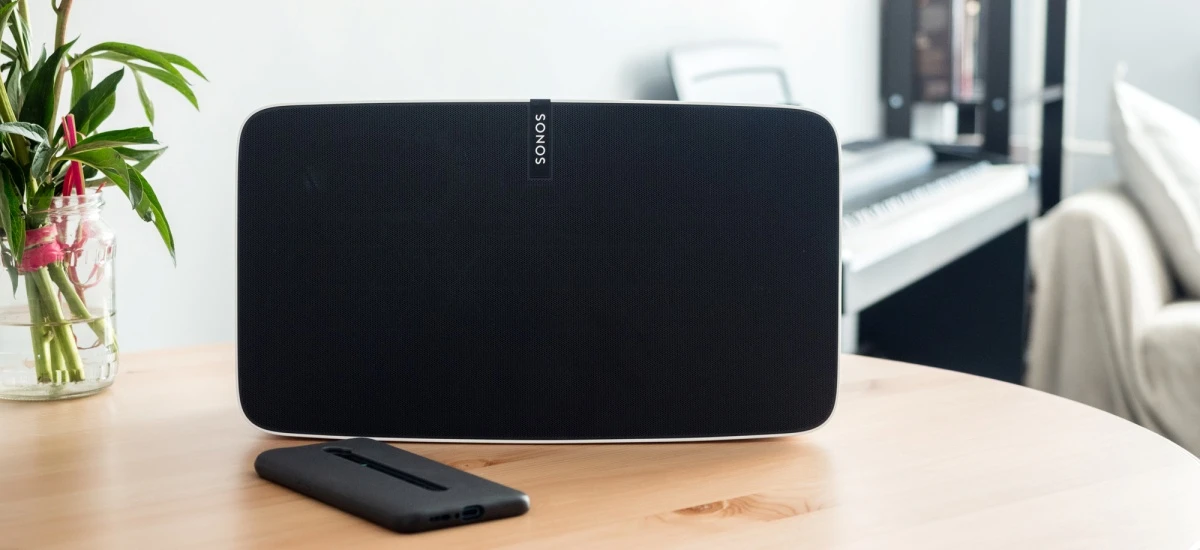 Sonos Play:5 - czy warto wydać 2500 zł na jeden głośnik?