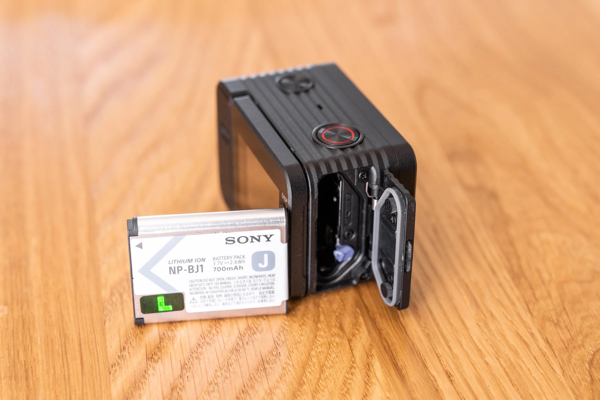 https://ocs-pl.oktawave.com/v1/AUTH_2887234e-384a-4873-8bc5-405211db13a2/spidersweb/2019/06/sony-rx0-ii-recenzja-17-of-21.jpg