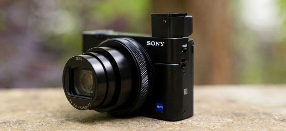 Użytkownicy od lat prosili o zmianę. Sony RX100 VII - pierwsze wrażenia