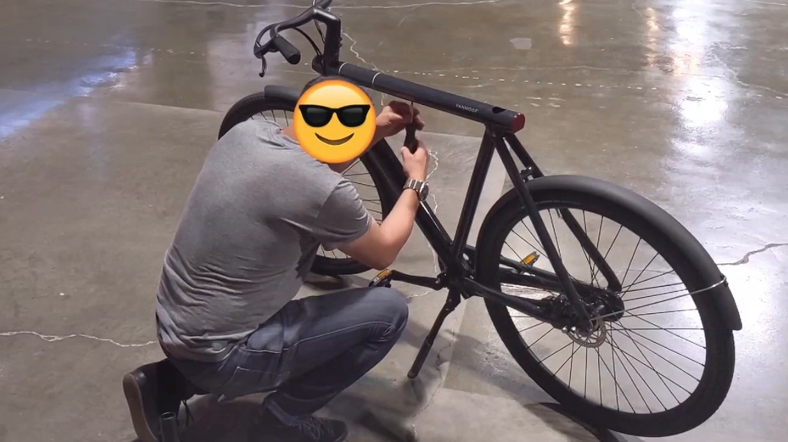 Rower VanMoof Electrified S2 kradzież class="wp-image-980179" 