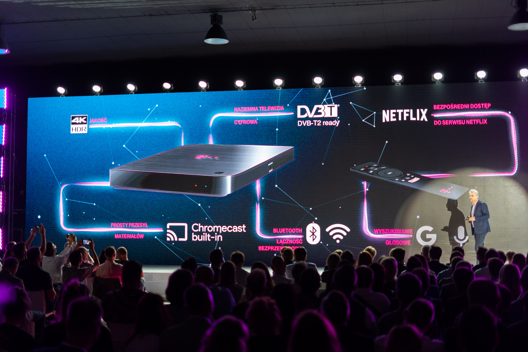 t-mobile magenta 1 class="wp-image-965114" 