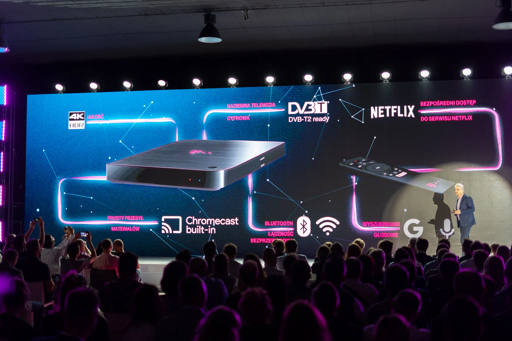 t-mobile magenta 1 class="wp-image-965114"