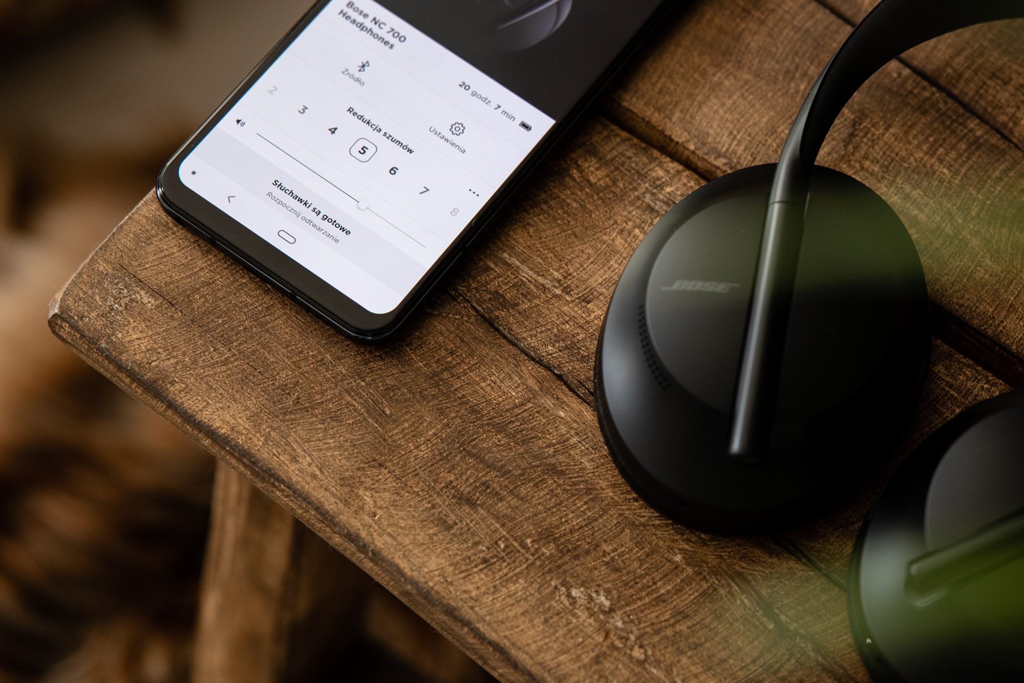 Bose 700 class="wp-image-994068" 