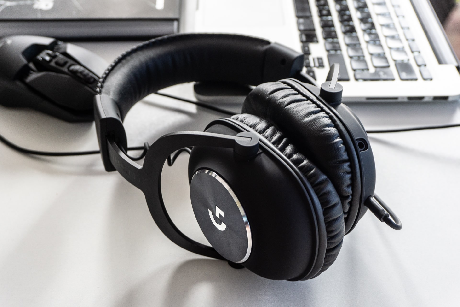 Recenzja Logitech G PRO X - DAC, mikrofon Blue i walka z HyperX