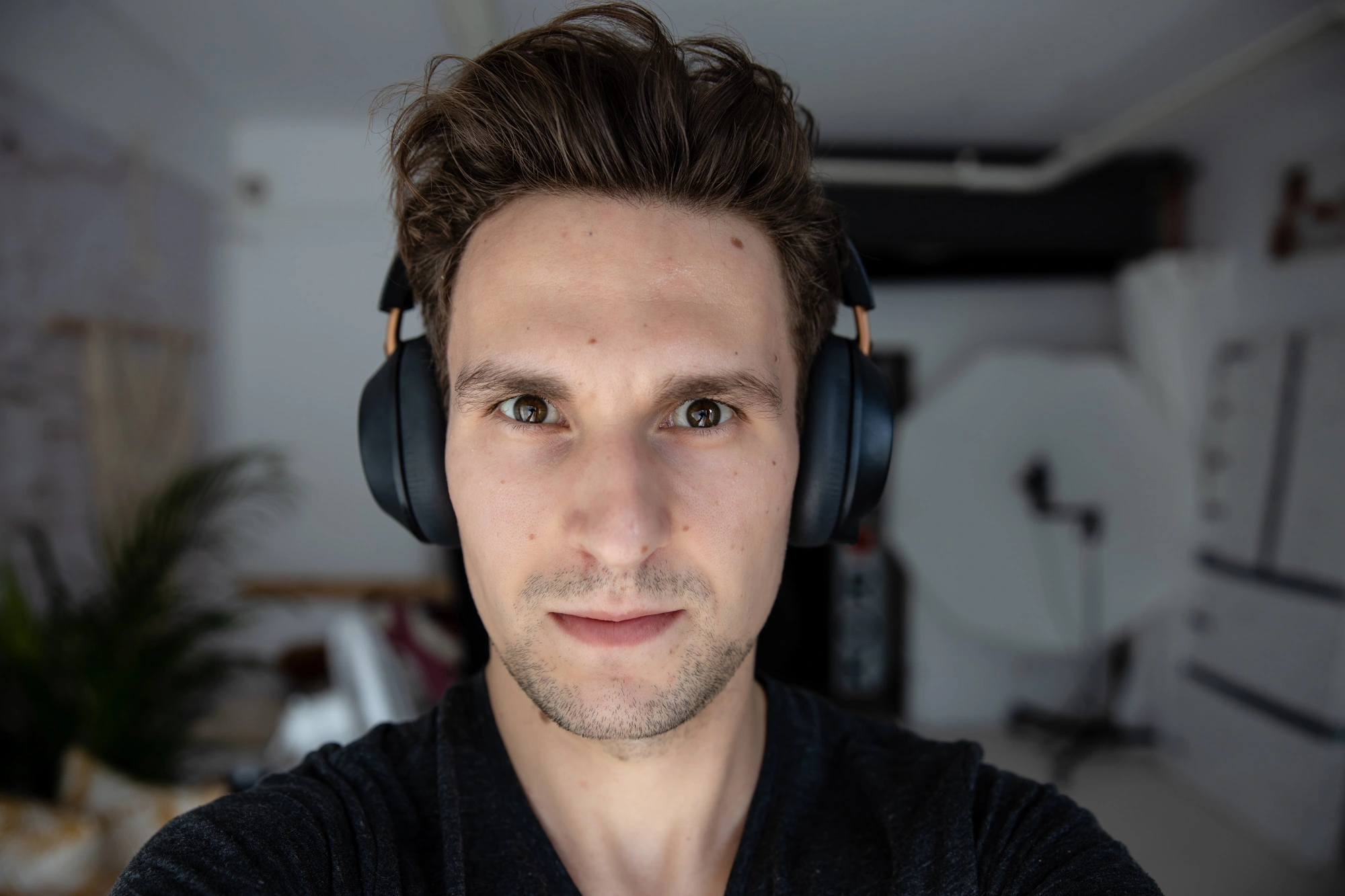 Plantronics BackBeat Go 810 class="wp-image-990516" 
