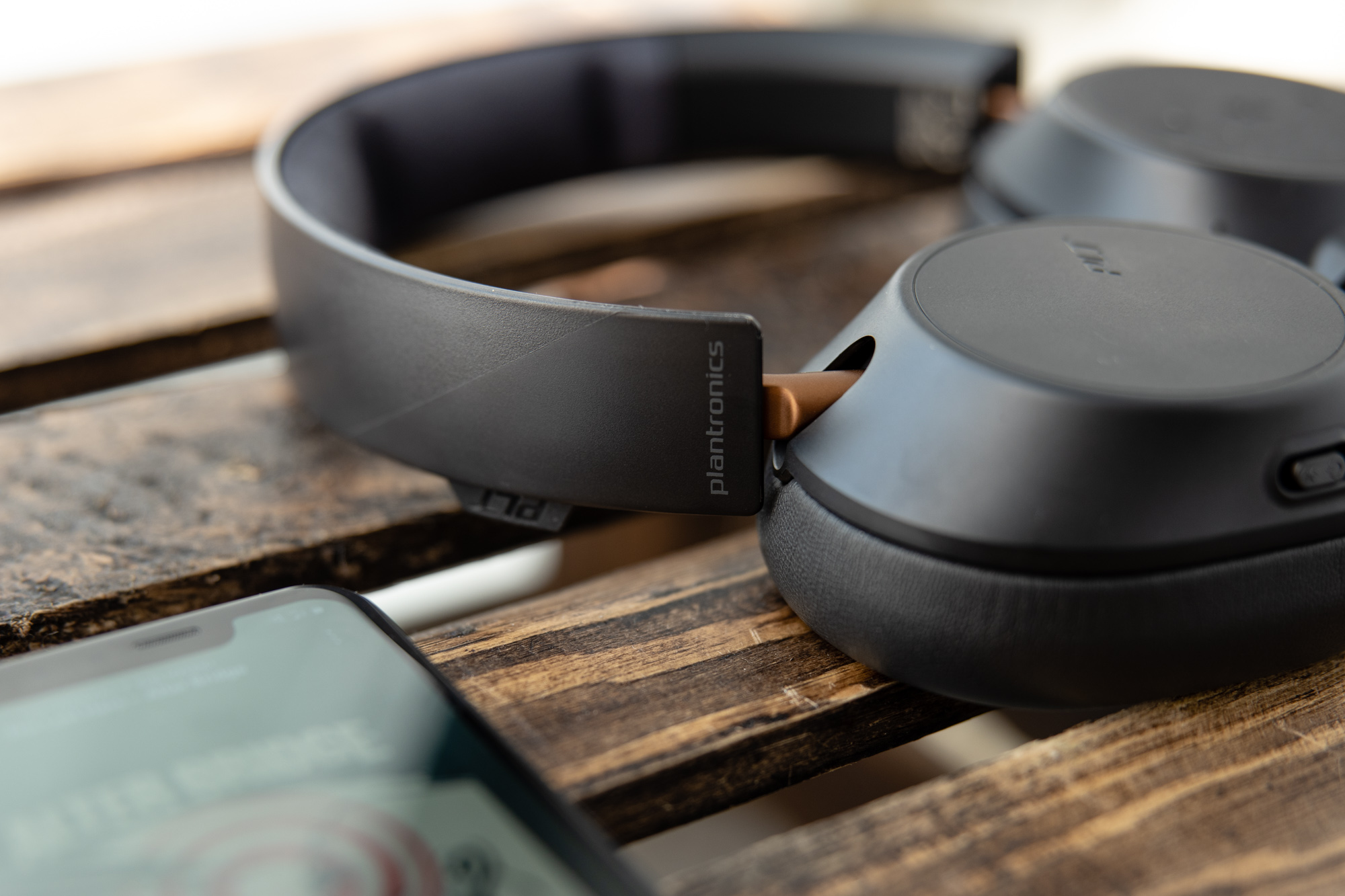 Plantronics BackBeat Go 810 class="wp-image-990513" 