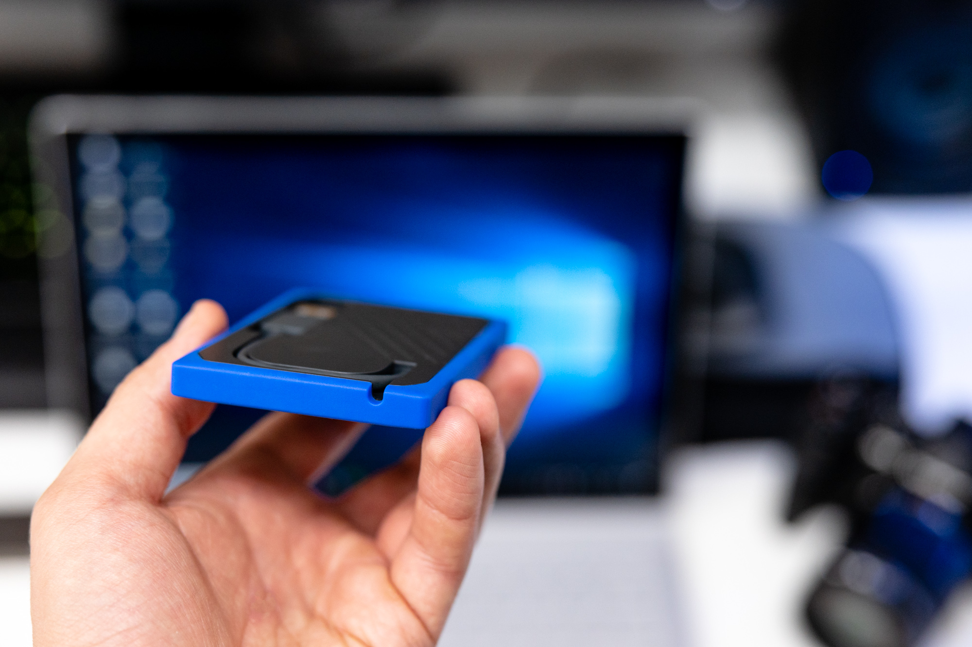 WD My Passport Go class="wp-image-988590" 