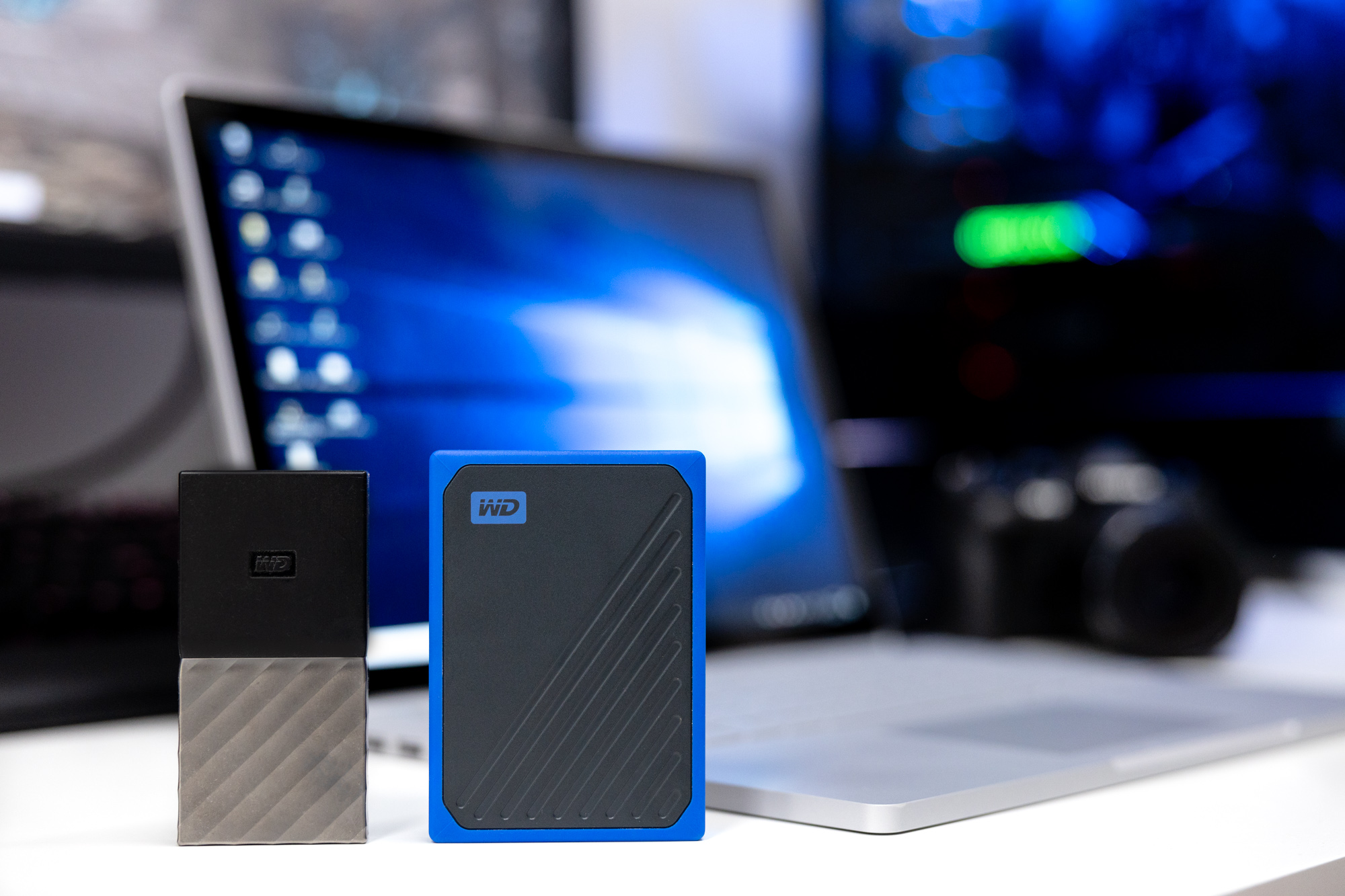 WD My Passport Go class="wp-image-988593" 