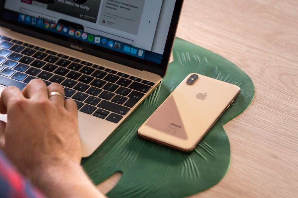 Cła na sprzęt Apple class="wp-image-988875" 