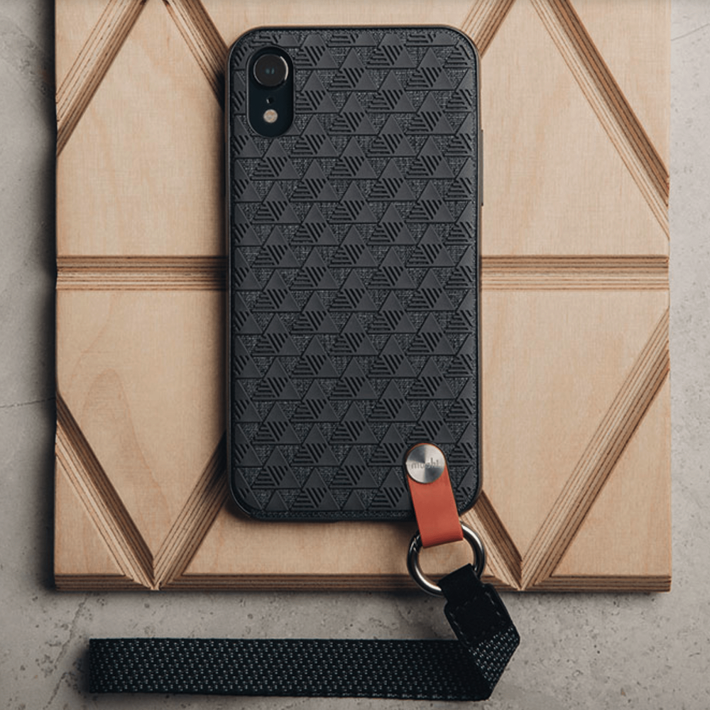 Jakie etui do iPhone'a XR kupić? Sprawdziłem wiele (Apple, Moshi, Puro, Spigen) i wybrałem najlepsze.  class="wp-image-989793" title="Jakie etui do iPhone'a XR kupić? Sprawdziłem wiele (Apple, Moshi, Puro, Spigen) i wybrałem najlepsze. " 