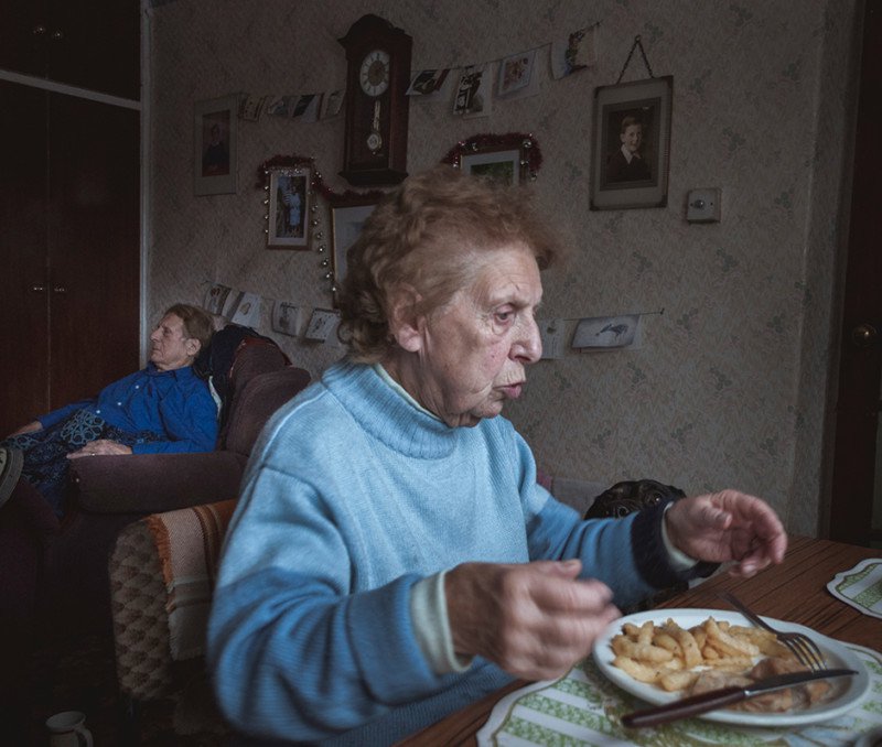 Fot. Jason Parnell-Brookes, &quot;Alma and Alzheimer's&quot;, 1. miejsce Open Award (zdjęcie pojedyncze) class="wp-image-992694" 