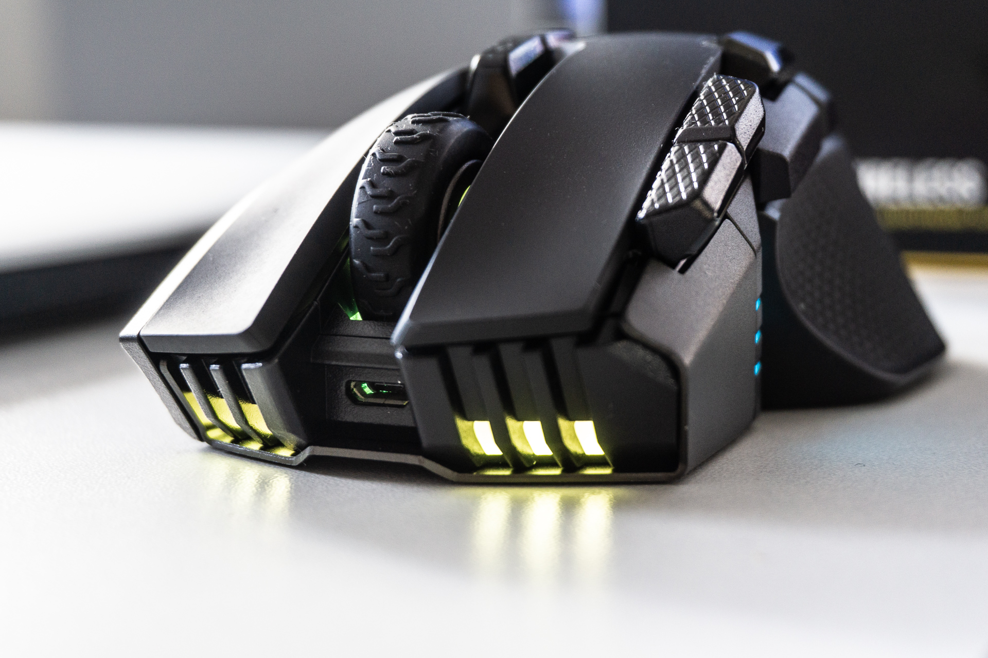 Recenzja Corsair Ironclaw RGB Wireless - myszka z 18000 DPI!