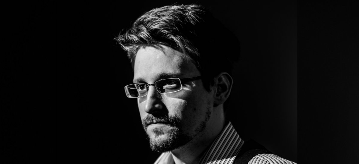 edward snowden pamięć nieulotna