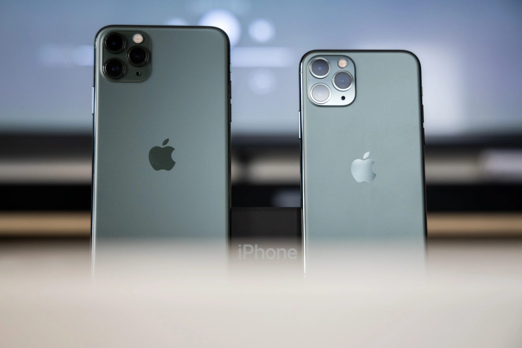 iPhone 11 pro class="wp-image-1006308"