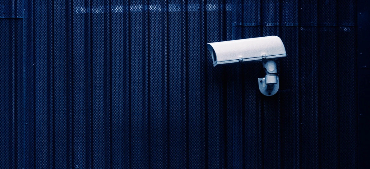 Polskie służby kontra Facebook, Google i Apple - raport Spider's Web