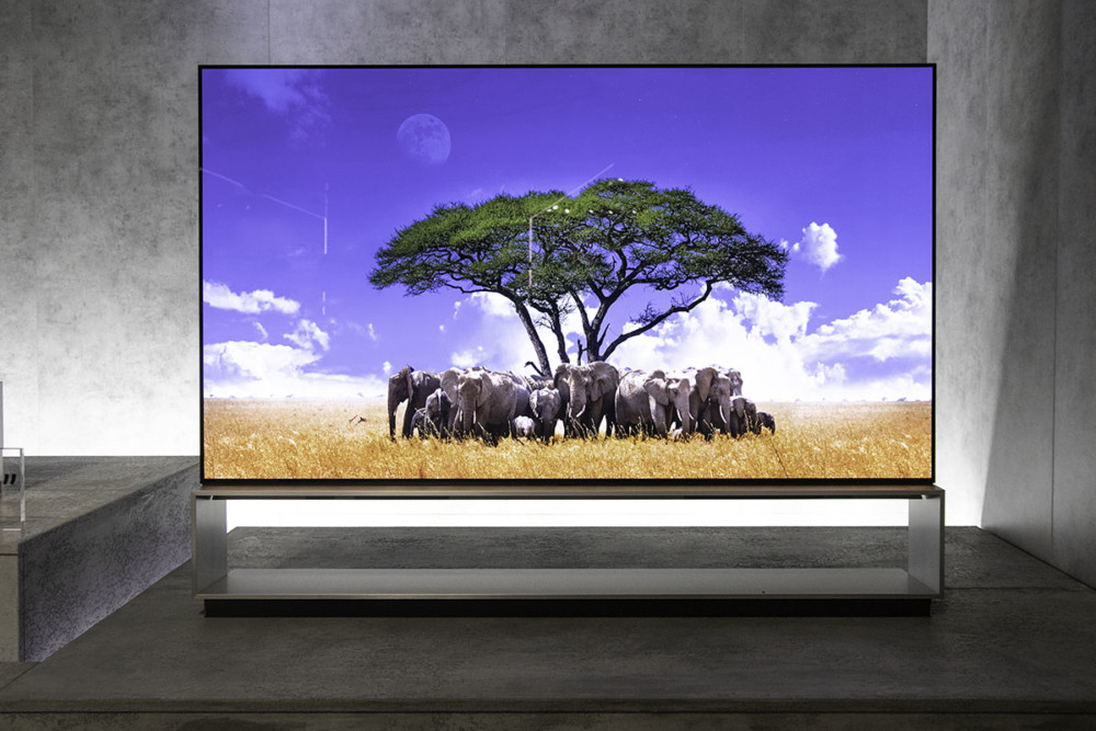 lg oled tv 8k class="wp-image-1002423" 