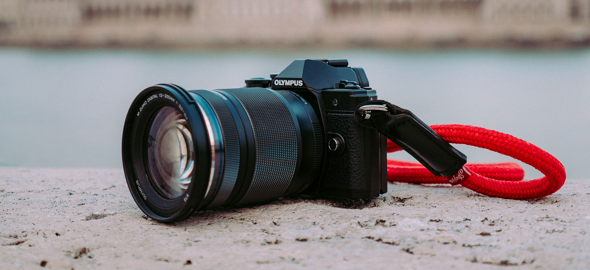 M.Zuiko Digital ED 12–200 mm f/3.5–6.3 - recenzja spacer zooma Olympusa