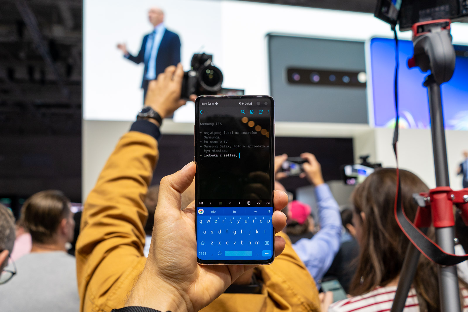 1 tb challenge, samsung galaxy s10+ performance edition class="wp-image-1001322" 