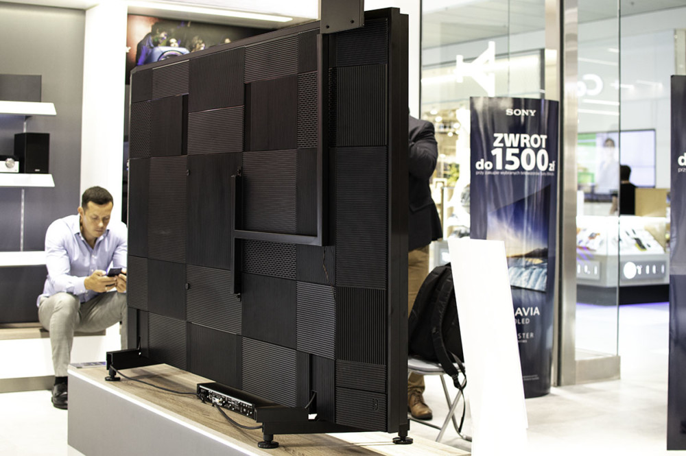 sony zg9 8k class="wp-image-1002330" 