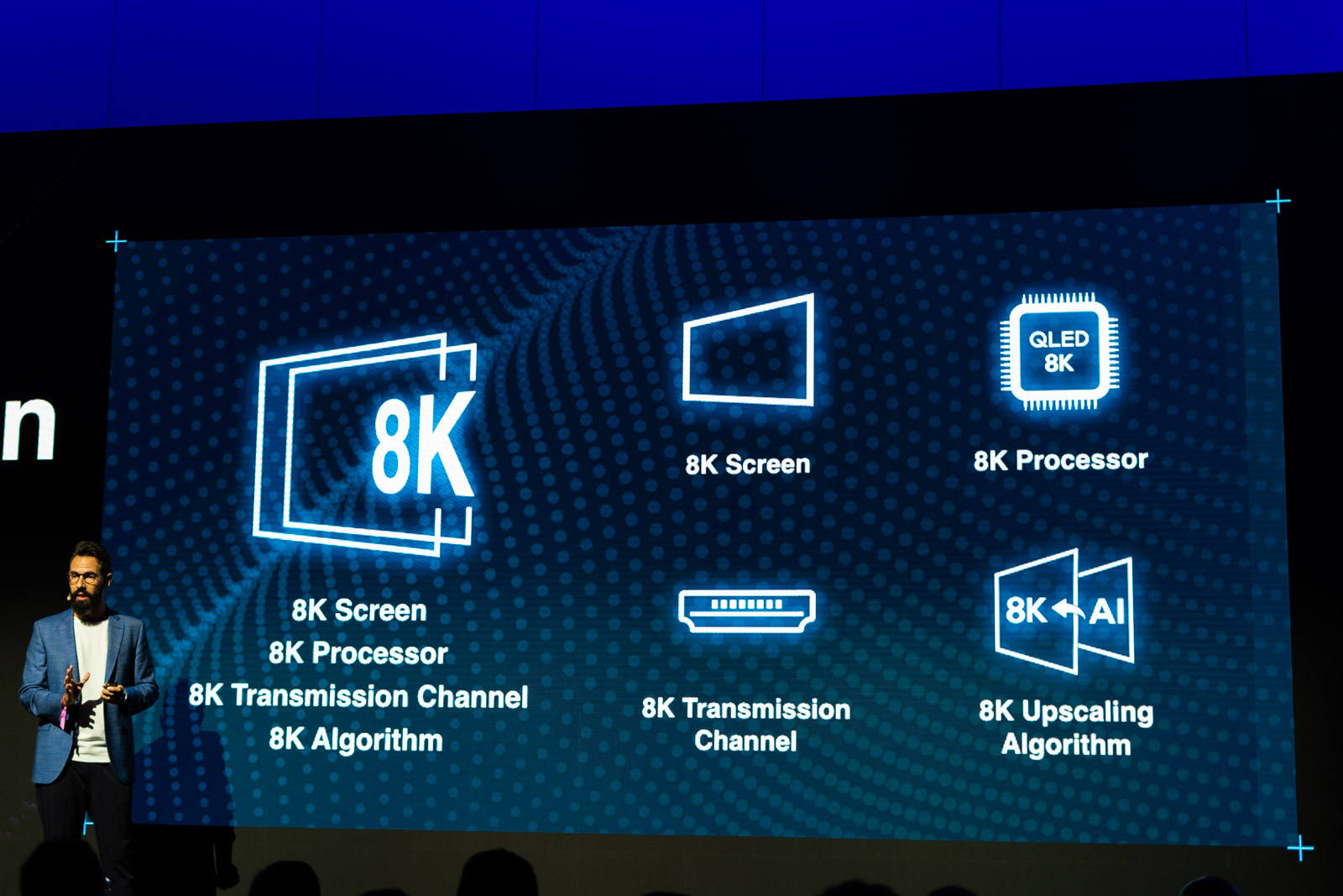 tcl 8k mini led qled class="wp-image-998889" 