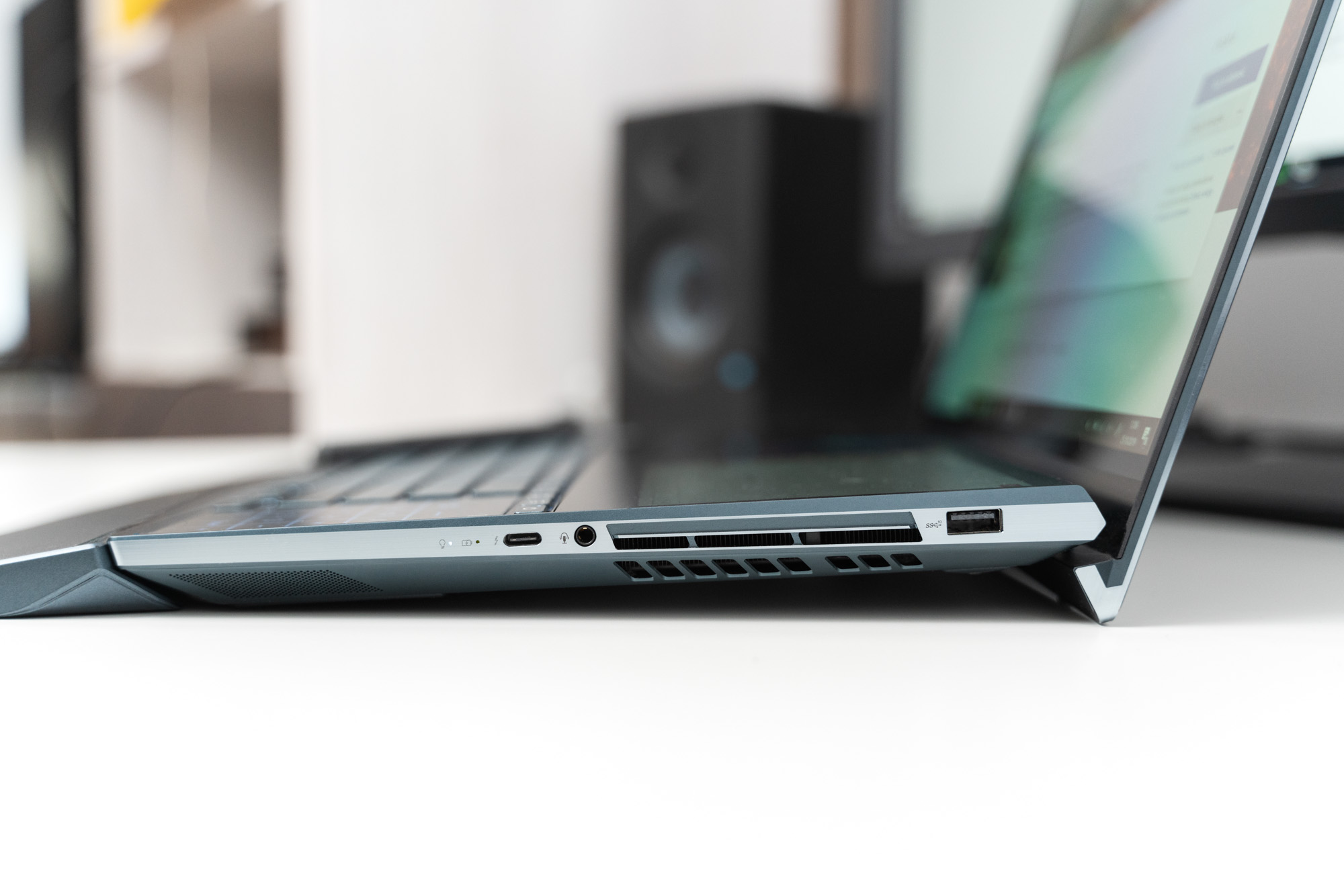 Asus ZenBook ProDuo opinie 