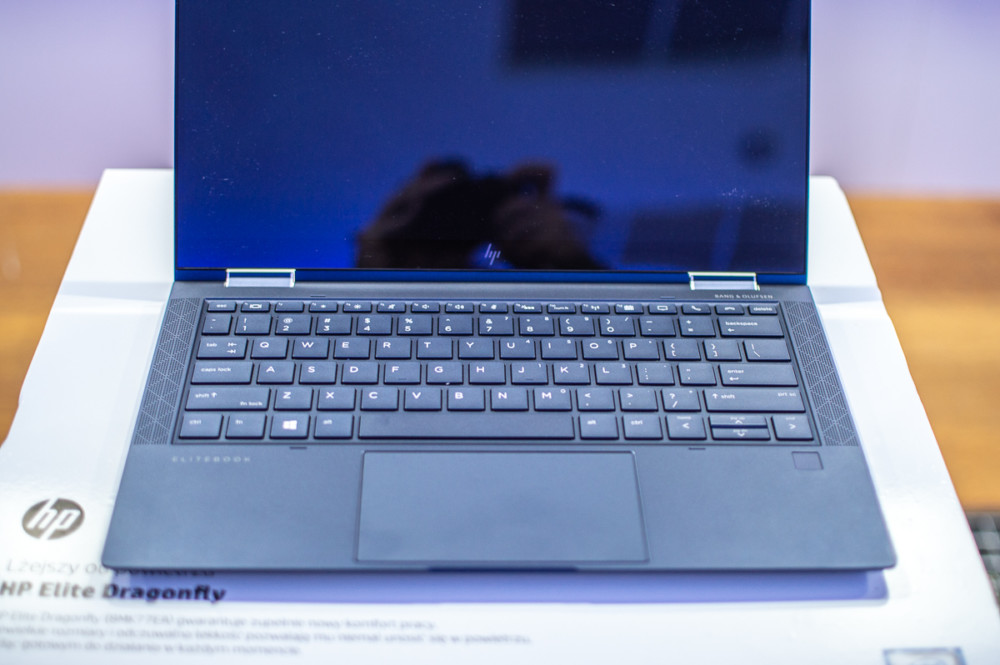 hp elite dragonfly class="wp-image-1026352" 