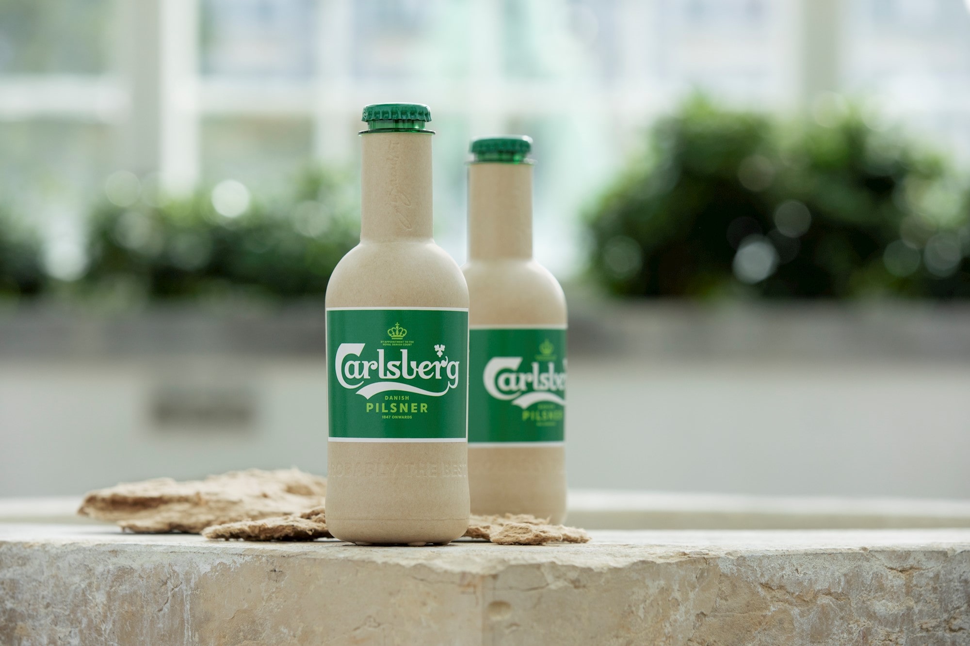 Butelka z papieru piwo carlsberg