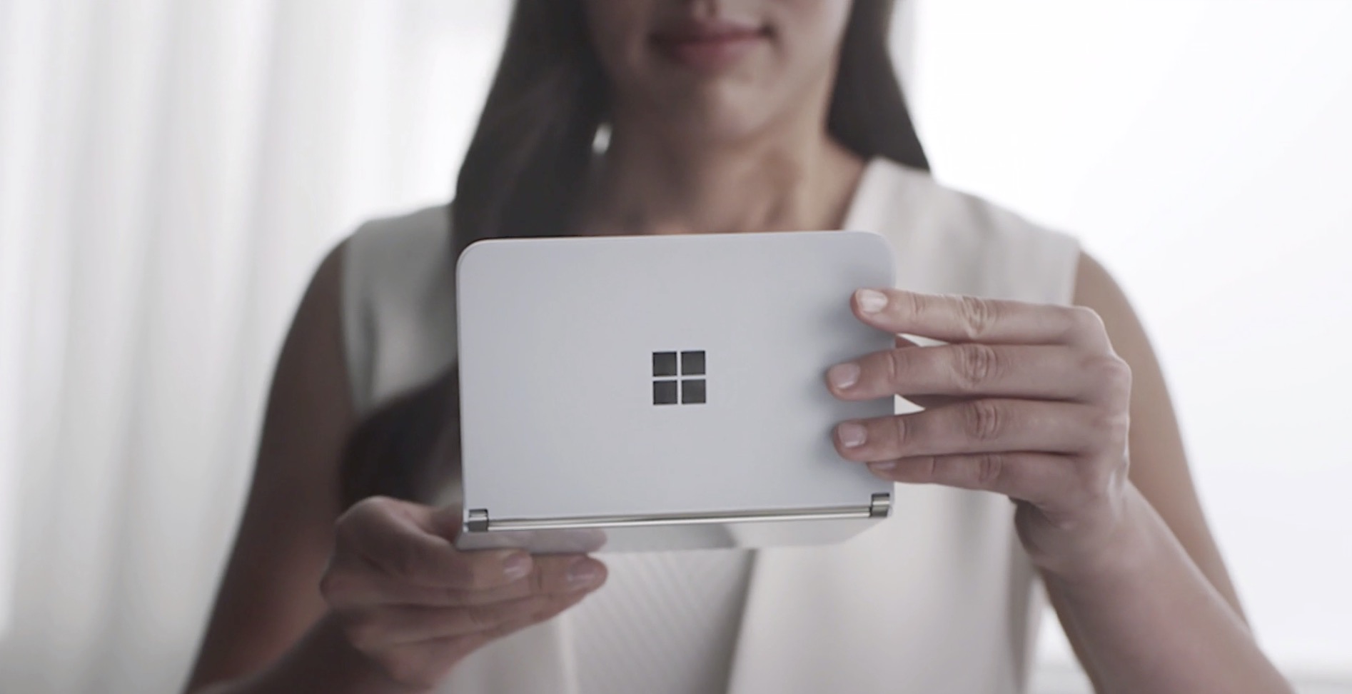 microsoft-surface-duo-6 class="wp-image-1012967" 