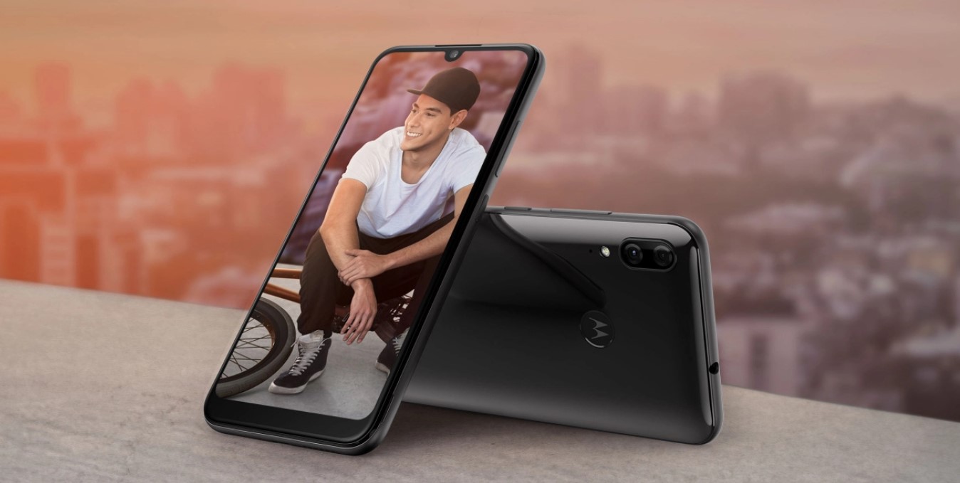 Moto E6 Plus to najlepsza odpowiedź na pytanie: jaki smartfon do 600 zł