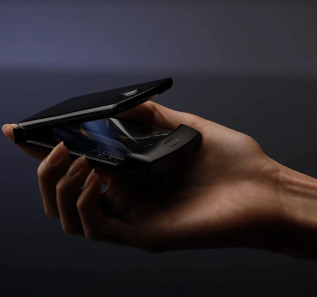 motorola razr 2019 z klapka class="wp-image-1031072" 