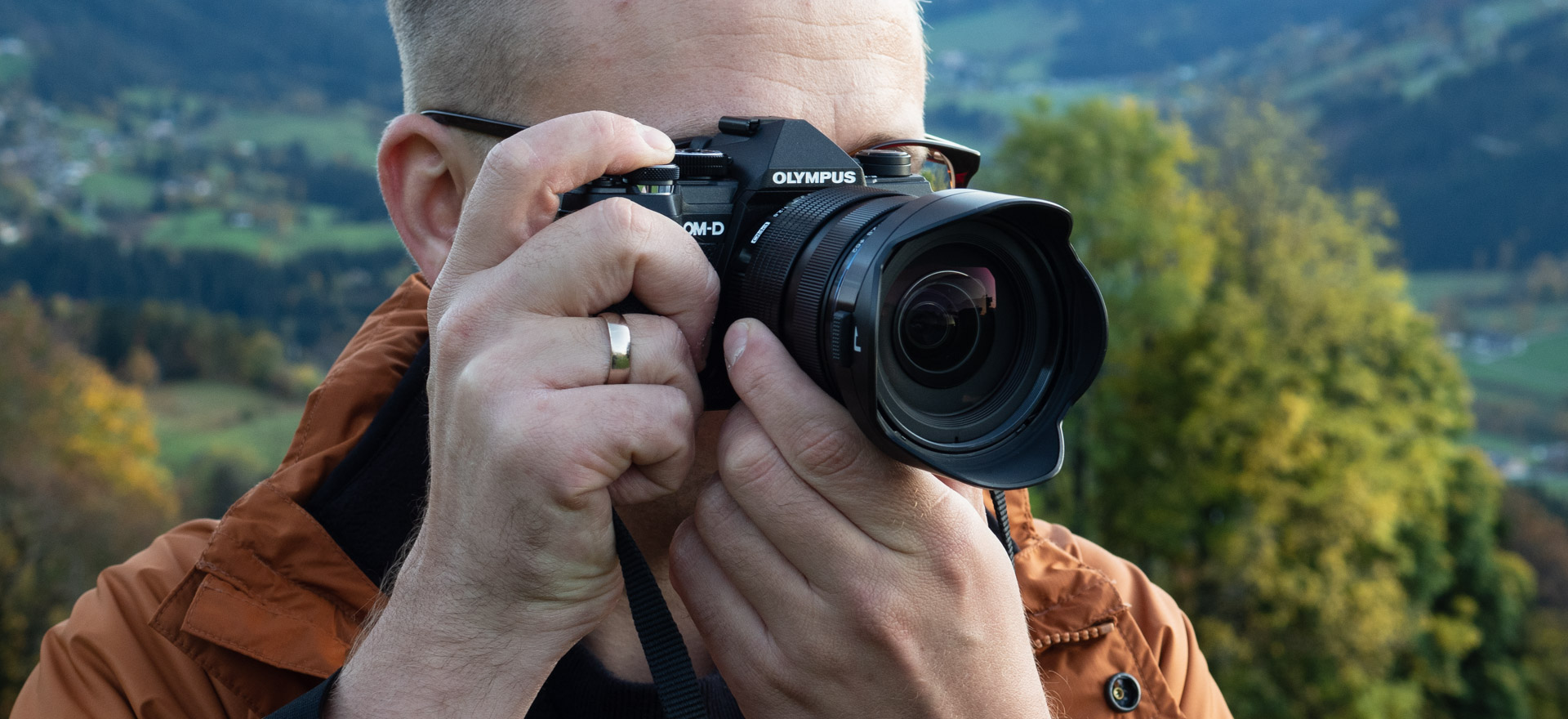 Olympus OM-D E-M5 Mark III - jakość i szybkość w malutkim korpusie