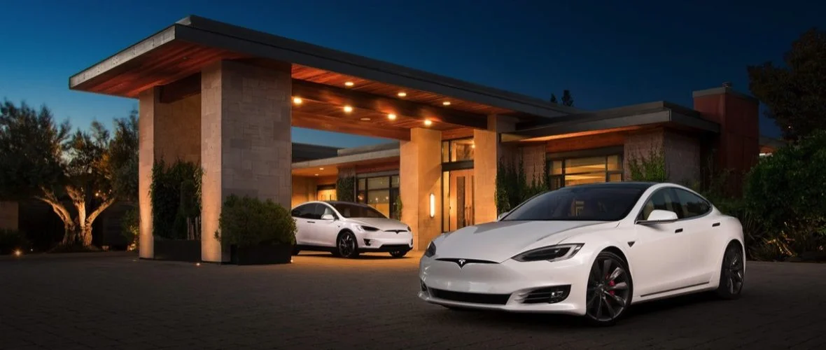 Tesla Smart Summon