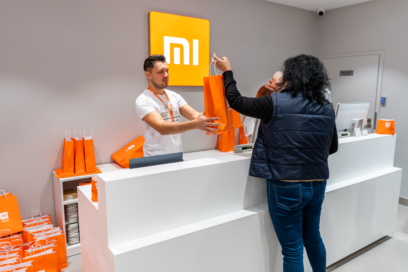 xiaomi mi store białystok galeria alfa class="wp-image-1027618" 