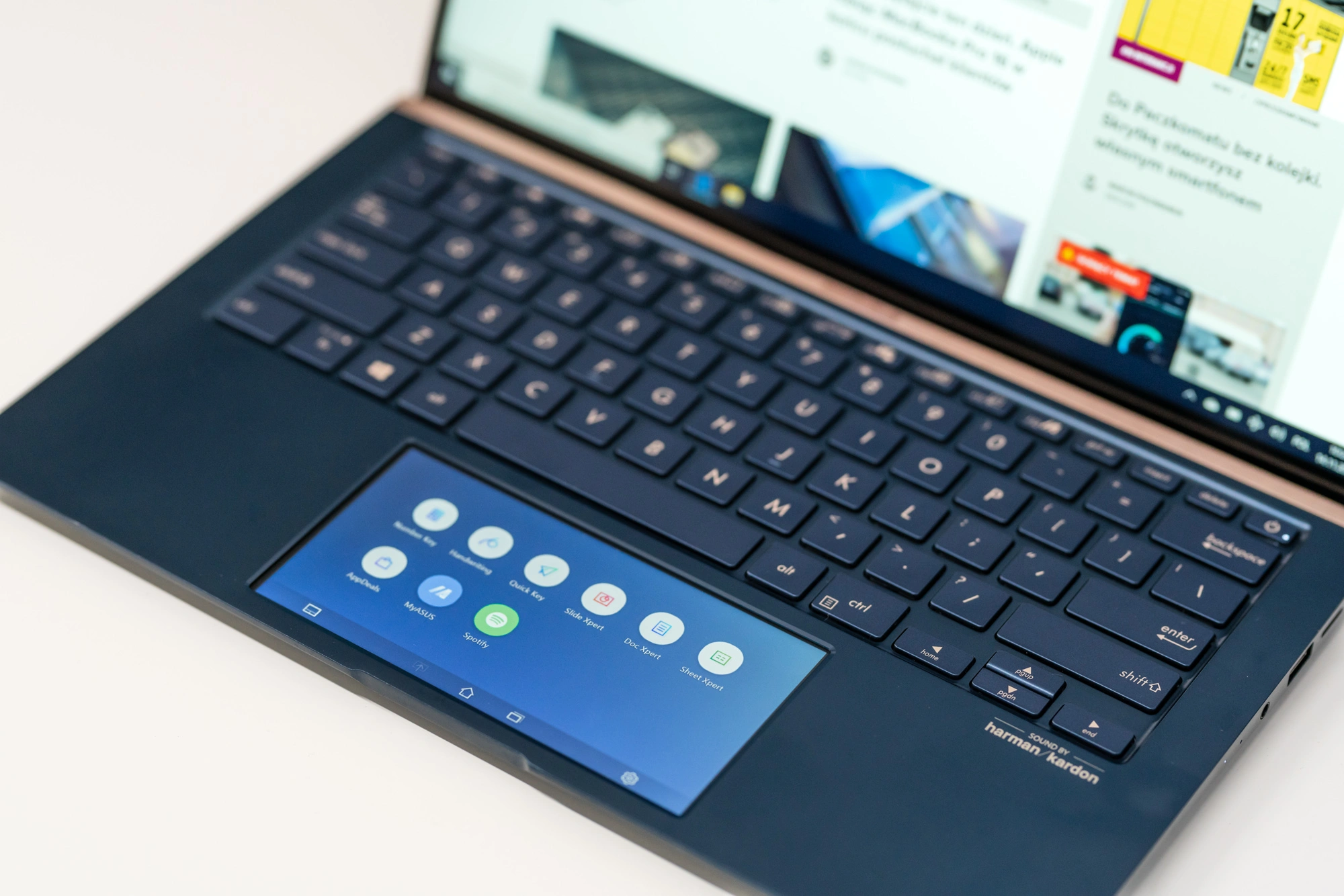 asus zenbook 14 ux434 class="wp-image-1048189"