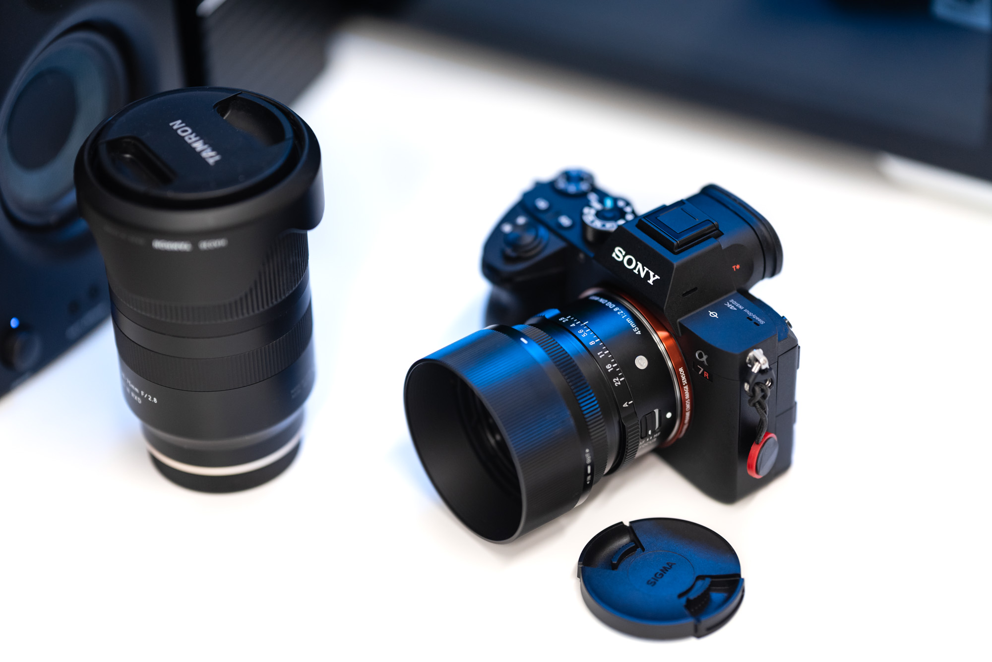 Sigma C 45 mm f/2.8 opinie class="wp-image-1033220" 