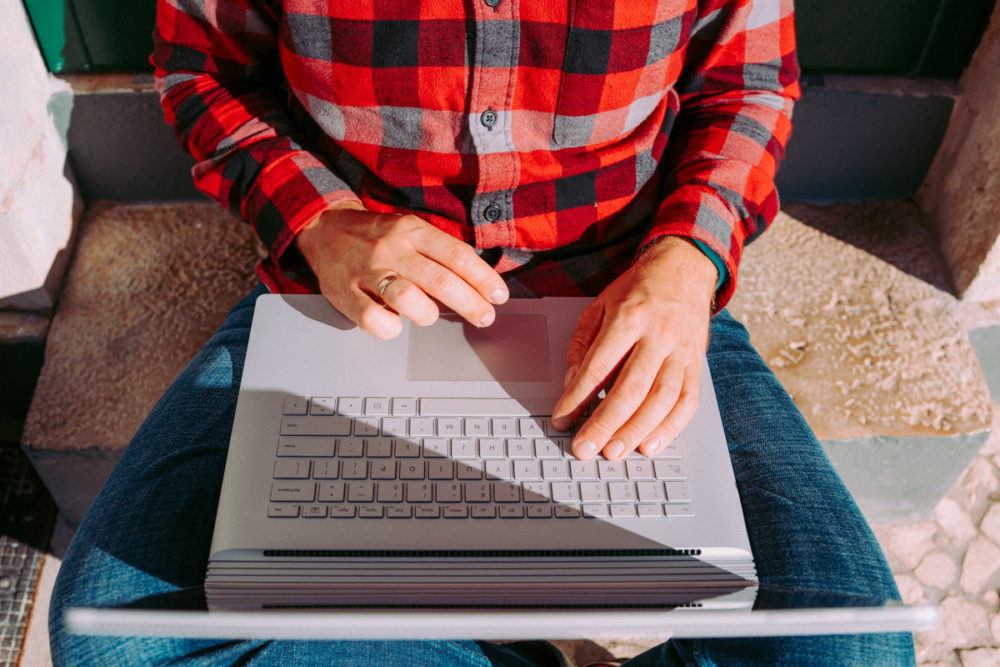 Jaki laptop dla fotografa? Microsoft Surface Book 2 15&quot; 
