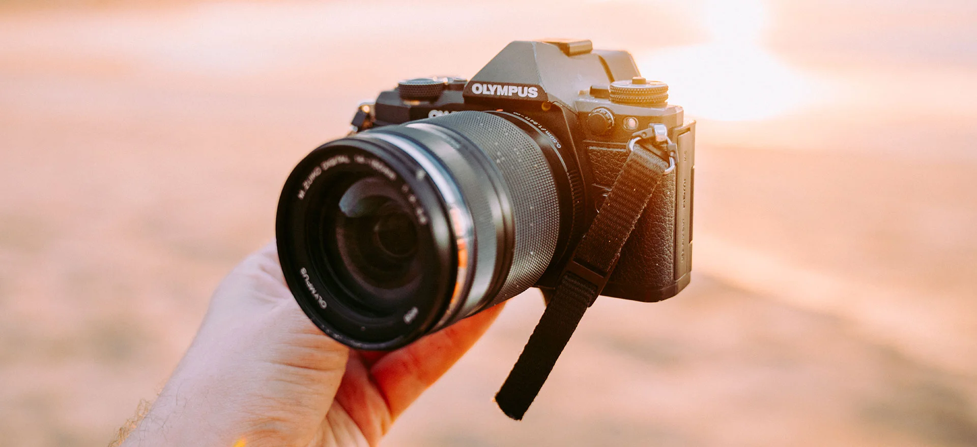 Olympus ofiarą koronawirusa. Cały dział foto idzie na sprzedaż