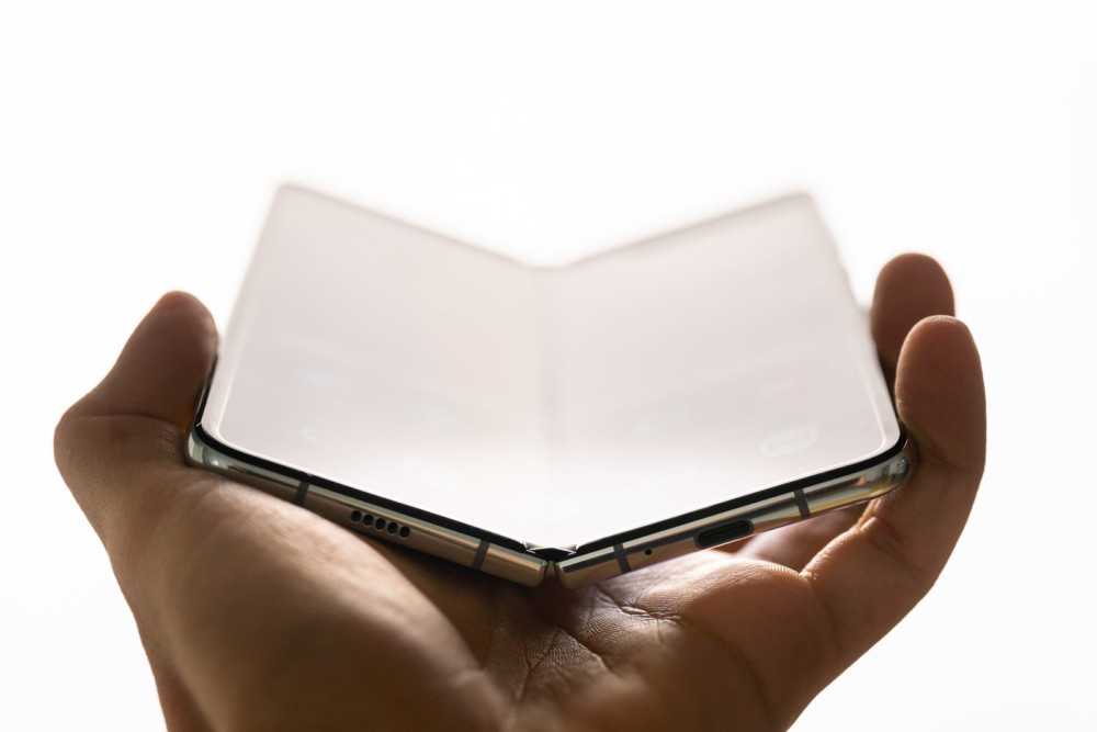 samsung galaxy fold class="wp-image-1041884" 