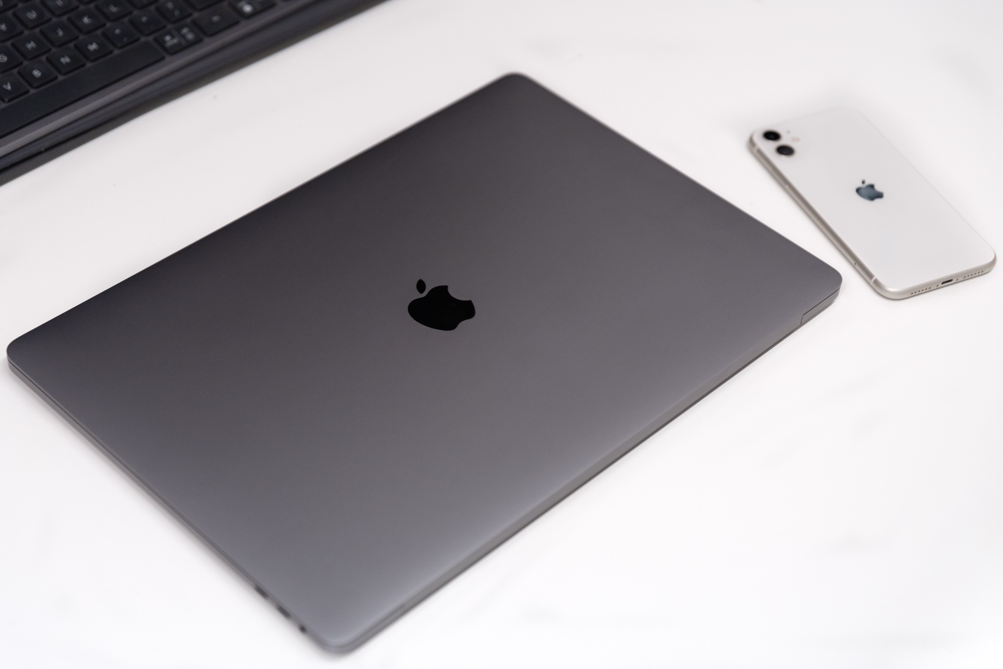 MacBook Pro 16 class="wp-image-1062876"