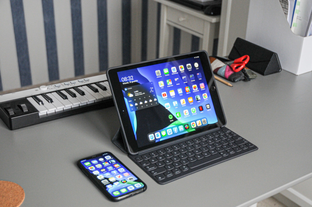 class="wp-image-1054705"