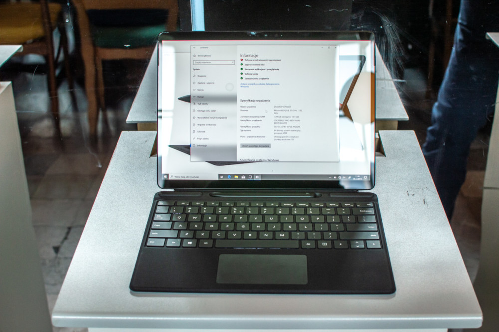 surface pro x wrażenia class="wp-image-1053022" 