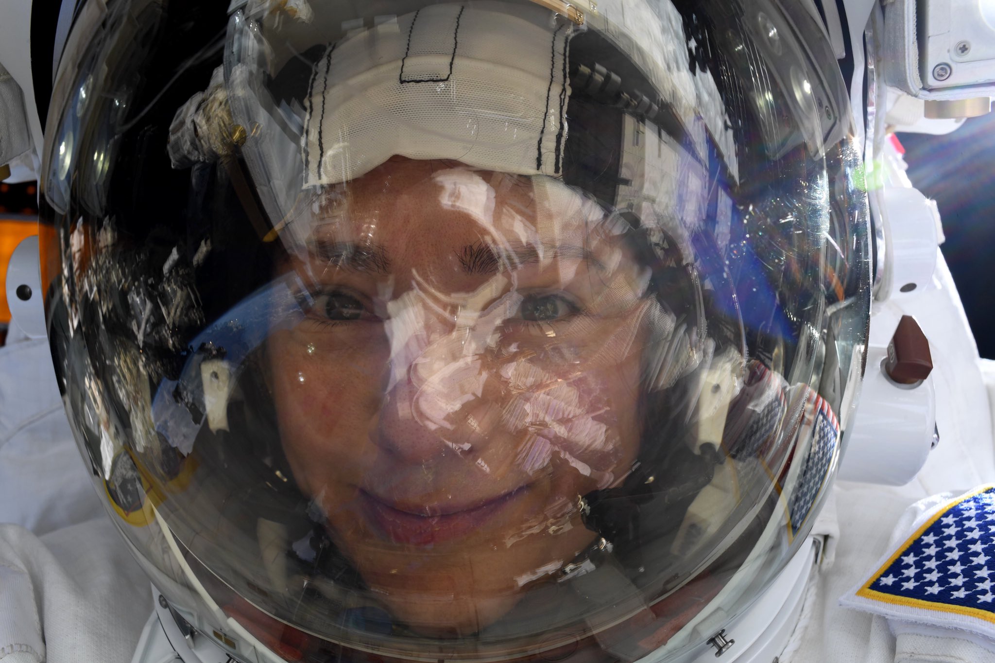nasa selfie class="wp-image-1079919" 