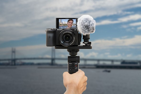 sony uchwyt do vlogowania class="wp-image-1070364" 