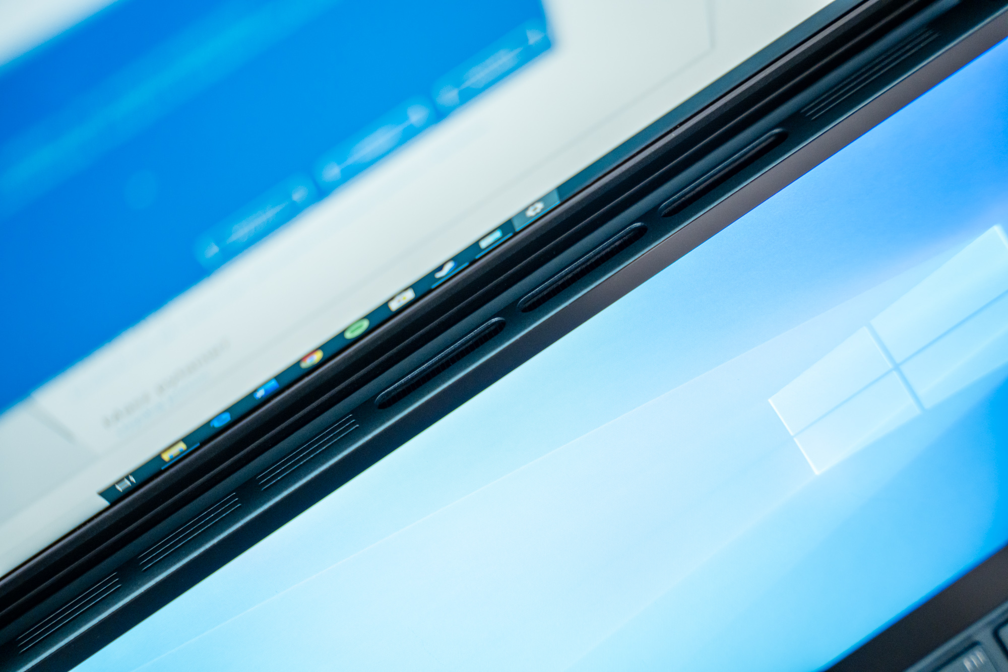 Asus ZenBook Duo Opinie class="wp-image-1081098" 