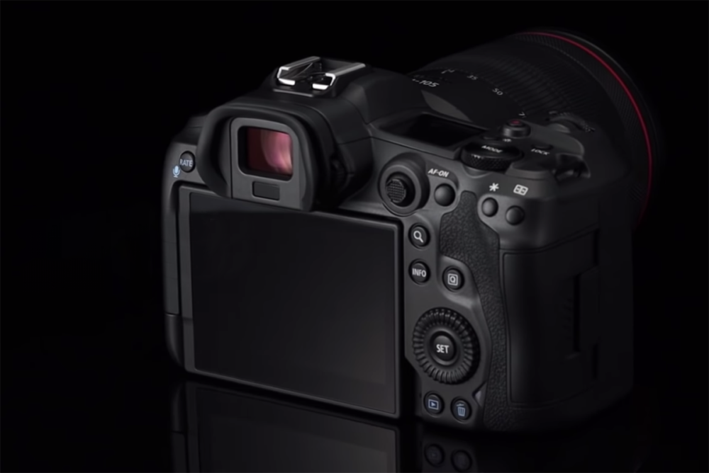 Canon EOS R5  class="wp-image-1086591" 