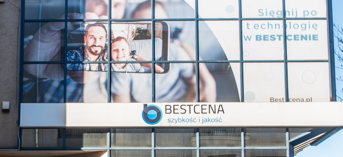 Sklep Bestcena zniknął. Szef przyznał, że skończyły mu się pieniądze